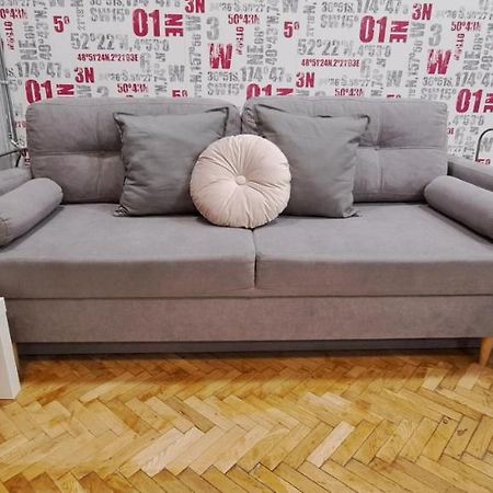 6-Pack Apartment In The Party District Budapest Kültér fotó
