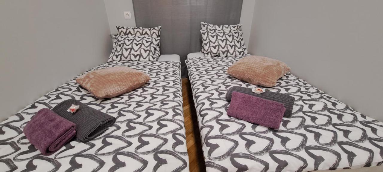 6-Pack Apartment In The Party District Budapest Kültér fotó